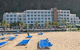 Calheta Beach Hotel